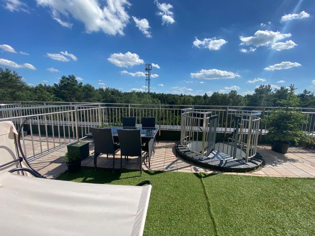 Family & Business Sauna Teznia Apartments No 5 Lesny Nad Zalewem Cedzyna, Unikat - 4 Bedroom With Private Sauna, Bath With Hydromassage, Spectacular View Terrace, Garage, Catering Options Кельце Екстер'єр фото