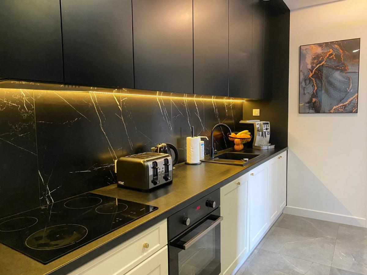 Family & Business Sauna Teznia Apartments No 5 Lesny Nad Zalewem Cedzyna, Unikat - 4 Bedroom With Private Sauna, Bath With Hydromassage, Spectacular View Terrace, Garage, Catering Options Кельце Екстер'єр фото