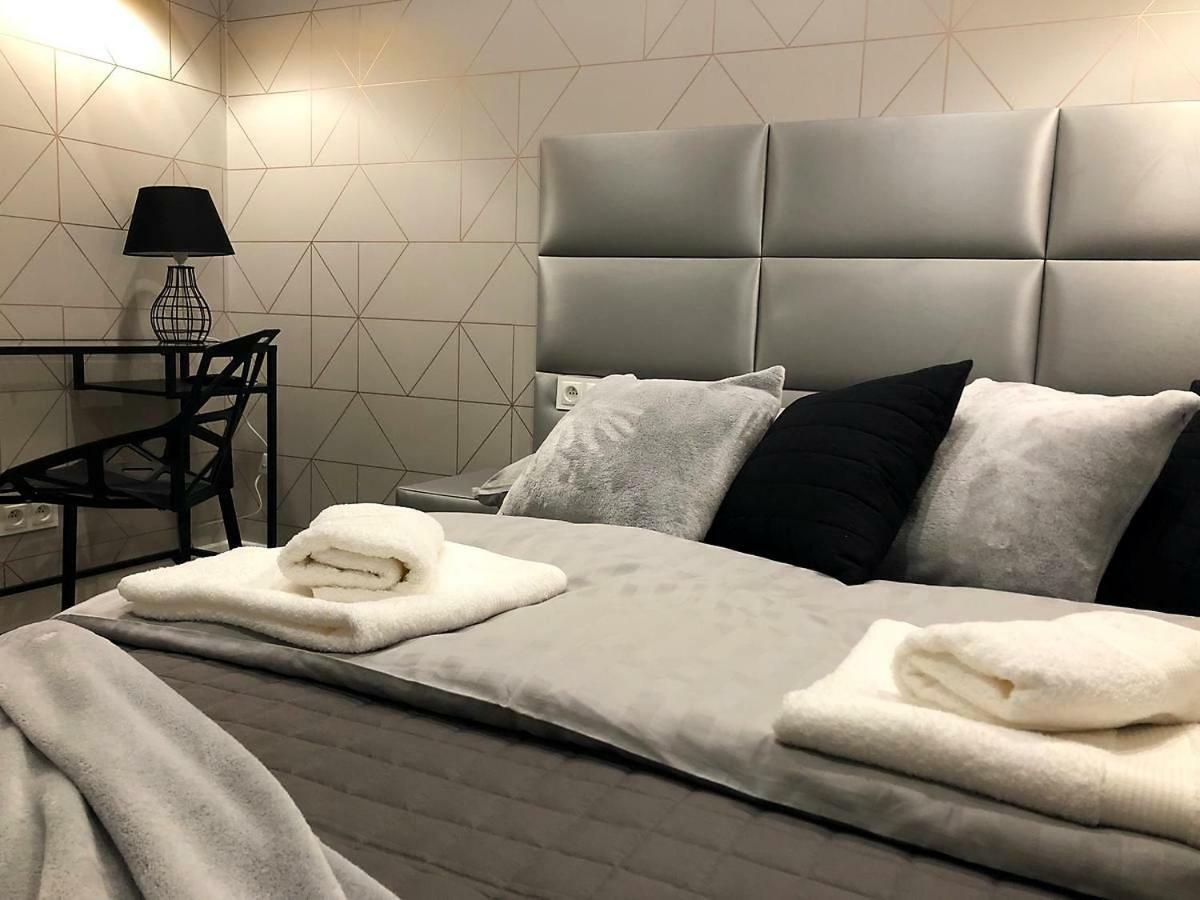 Family & Business Sauna Teznia Apartments No 5 Lesny Nad Zalewem Cedzyna, Unikat - 4 Bedroom With Private Sauna, Bath With Hydromassage, Spectacular View Terrace, Garage, Catering Options Кельце Екстер'єр фото